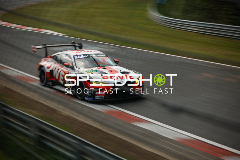 BMW M4 GT3 #99 von ROWE RACING auf der Nürburgring-Nordschleife