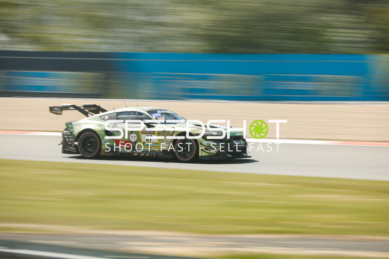 Ford Mustang GT3 #67 von HRT Ford Racing am Nürburgring