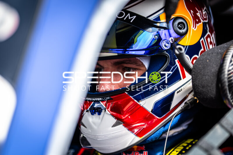 Max Verstappen im Cockpit beim 24h Nürburgring 2026