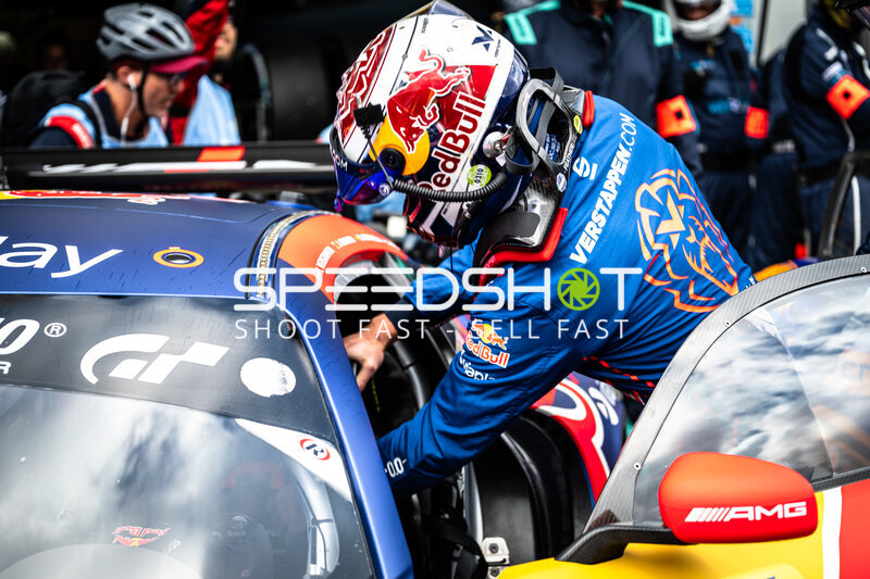 Fahrerwechsel am Mercedes-AMG GT3 von Verstappen Racing am Nürburgring