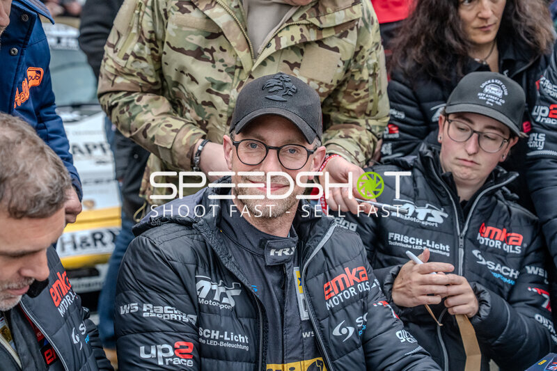 Fahrerlager-Atmosphäre beim 24h Nürburgring mit WS Racing-Team