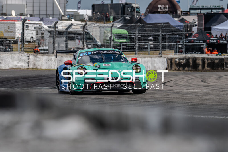 Falken Porsche 911 GT3 R #44 auf dem Nürburgring