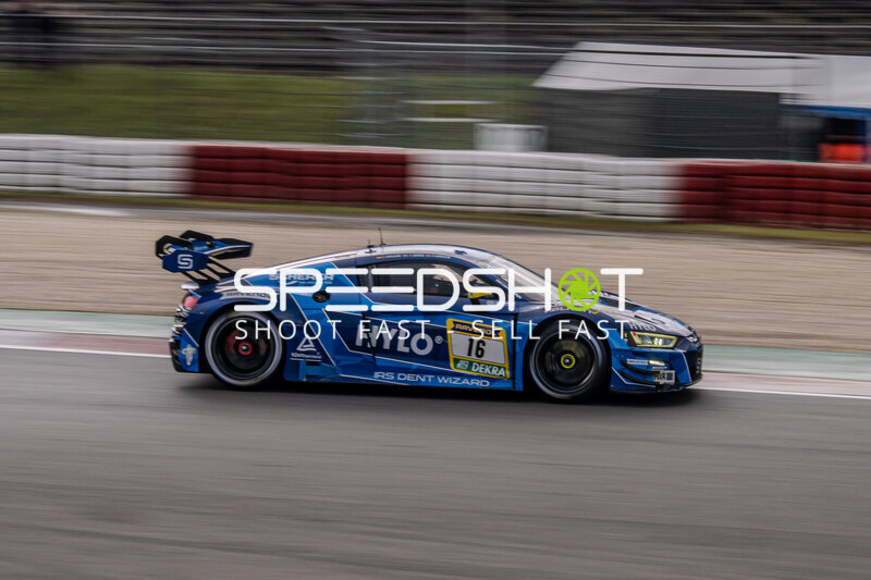 Audi R8 GT3 #16 von Scherer Sport PHX auf dem Nürburgring