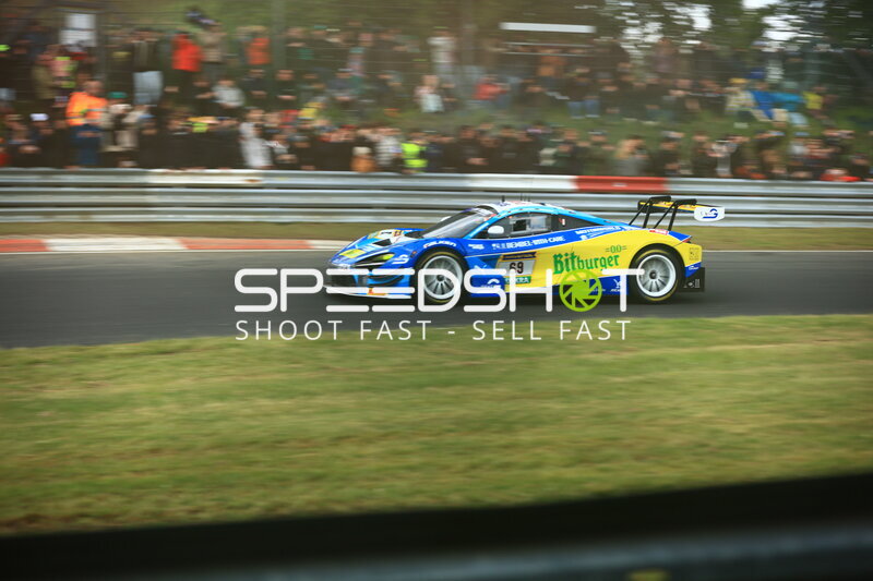 McLaren #69 von Doerr Motorsport auf der Nordschleife