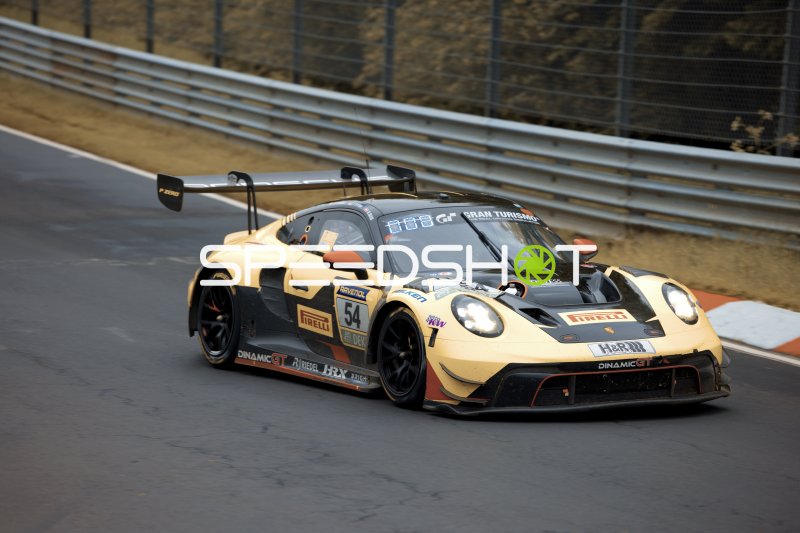 Porsche 911 GT3 R #54 von Dinamic GT (Dinamic GT) auf der Nürburgring-Nordschleife