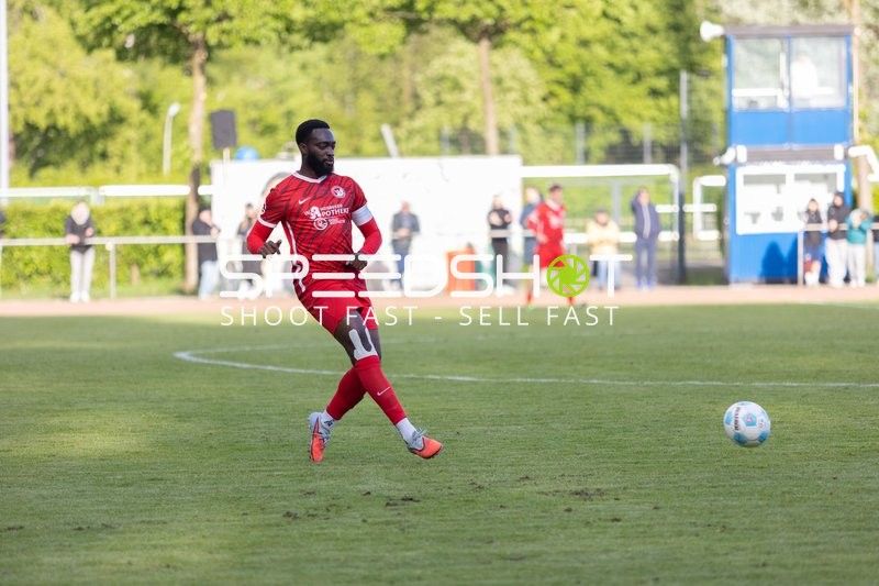 Spieler Oliver Doege (24; SC Vorwärts/Wacker 04) in Aktion
