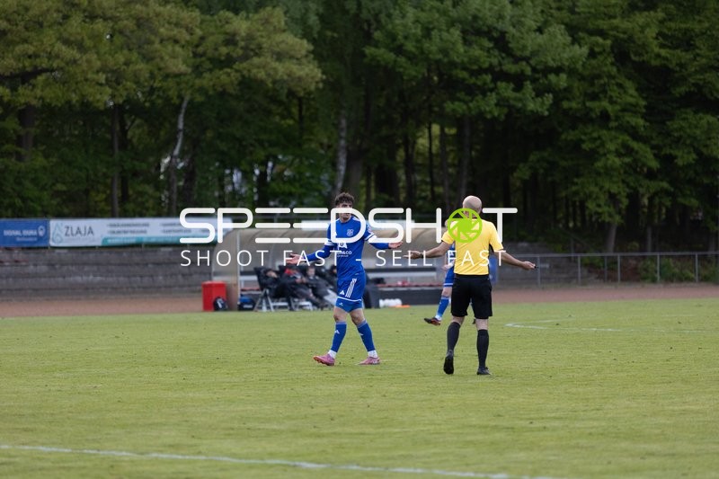Diskussion auf dem Spielfeld