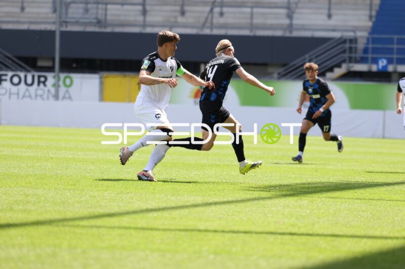 Zweikampf in der Home Deluxe Arena
