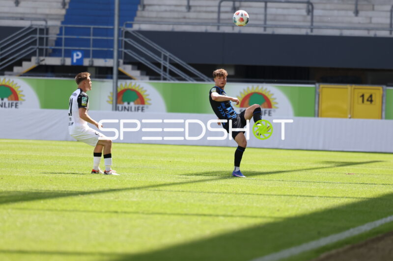Spielszene in der Home Deluxe Arena