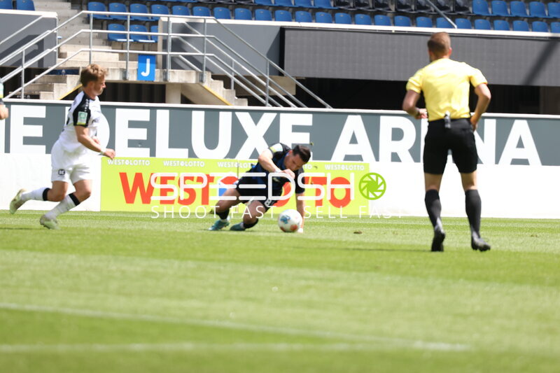 Zweikampf in der Home Deluxe Arena