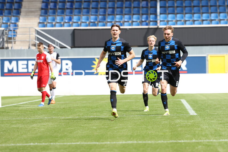 Spieler laufen in Aktion