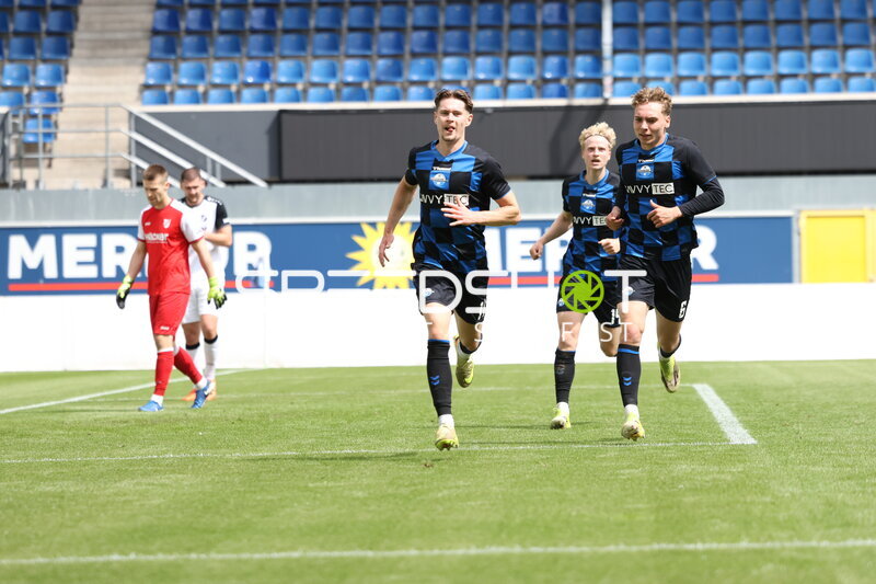 Spieler laufen in Aktion