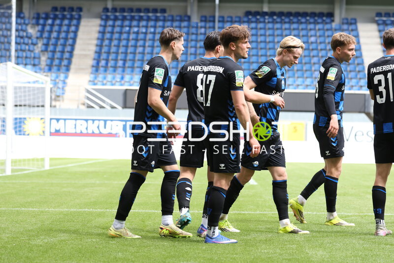 Spieler in Aktion Home Deluxe Arena