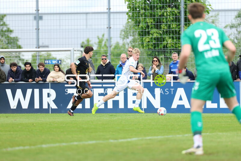 Spielszene in der Home Deluxe Arena