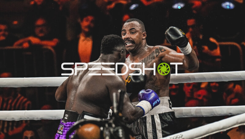 Nelvie Tiafack kämpft bei der Night of the Heavyweights gegen Mateus Munhoz Ringside, 15.05.2026, SAP Arena