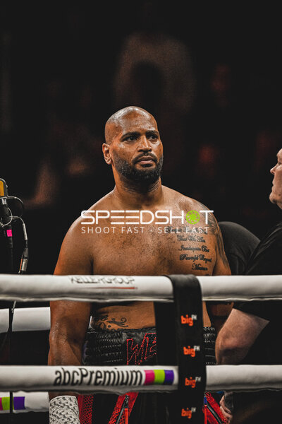 Nick Webb (#903, Ringside Zone) fokussiert im Ring – SAP Arena Mannheim
