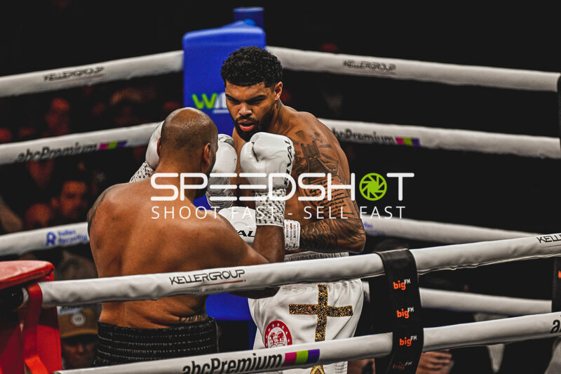Emanuel Odiase vs. Nick Webb: Intensiver Schlagabtausch in der SAP Arena Mannheim
