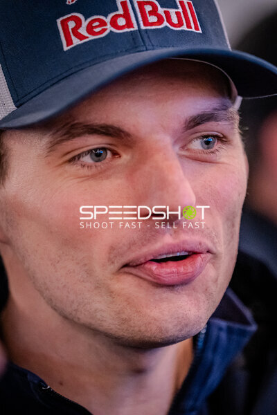 Fahrer mit Red Bull Cap im Portrait beim 24h Nürburgring 2026