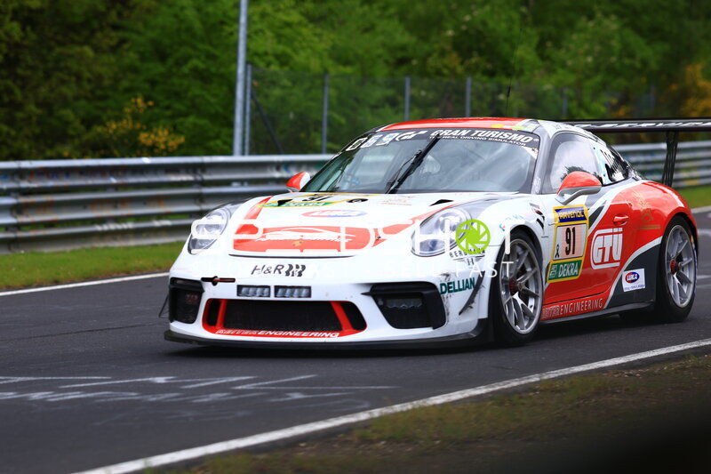 Porsche #91 von Reiter Engineering auf der Nordschleife