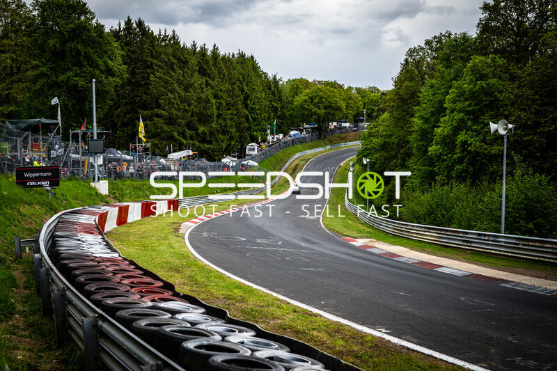 Blick auf die Nordschleife am Nürburgring beim 24h-Rennen