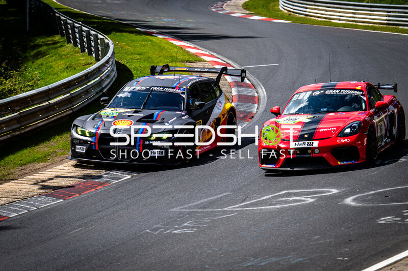 Rennwagen auf der Nordschleife