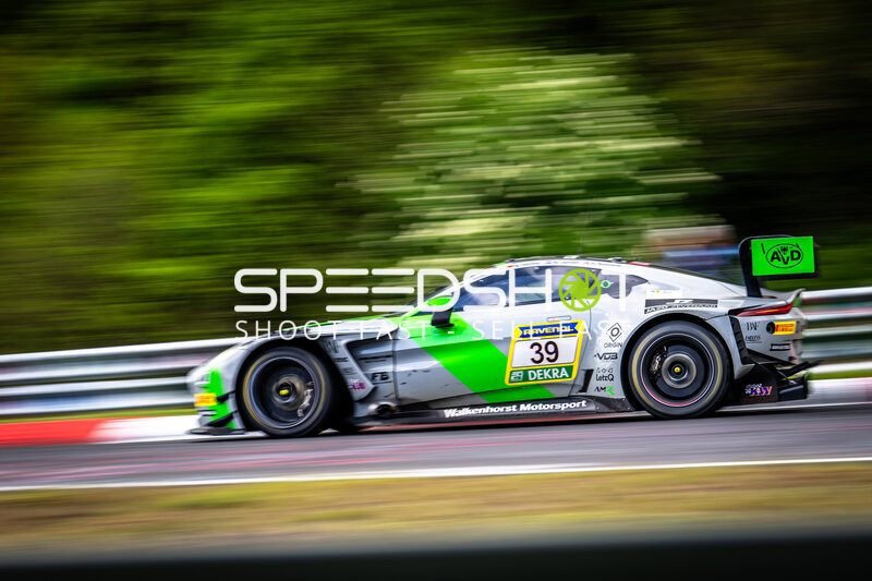 Walkenhorst Motorsport #39 Aston Martin Vantage GT3 auf der Nürburgring Nordschleife