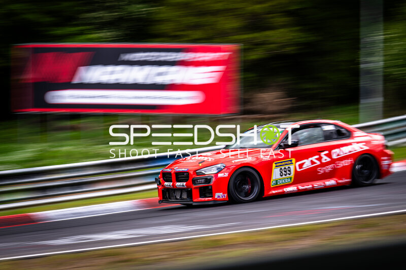 Startnummer 899 auf der Nordschleife beim 24h Nürburgring