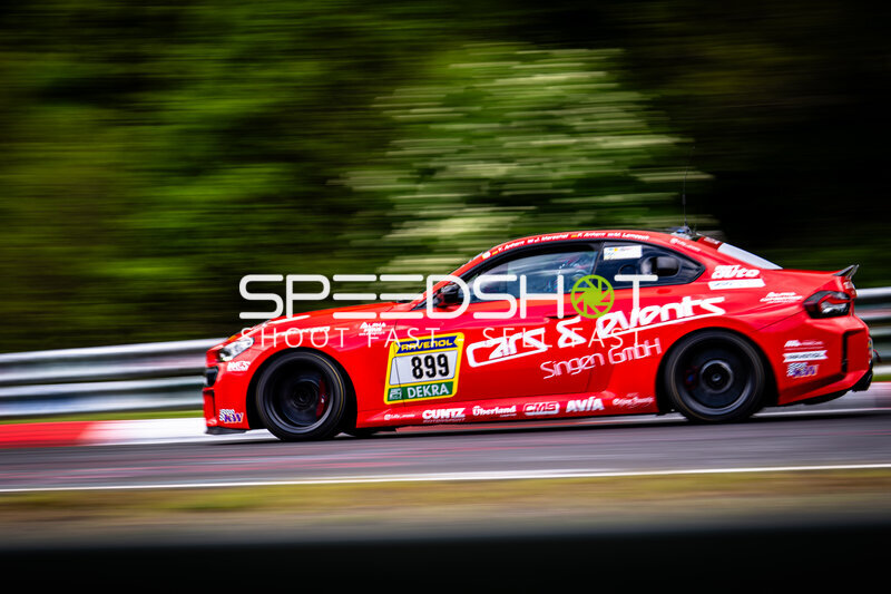 Startnummer 899 auf der Nordschleife beim 24h Nürburgring