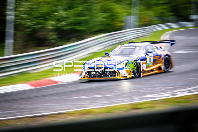 Mercedes-AMG GT3 #91 von Reiter Engineering in der Nordschleife