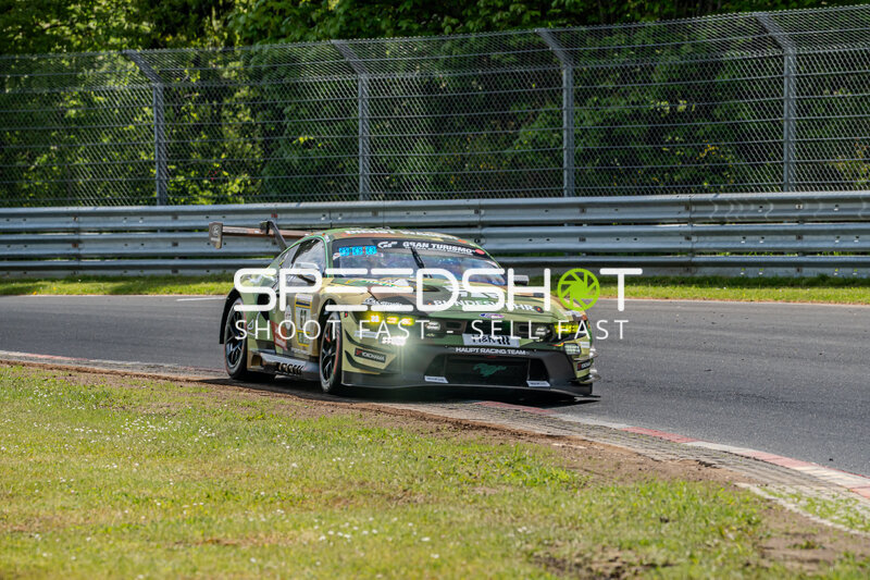 Ford Mustang GT3 #67 von HRT Ford Racing auf der Nordschleife