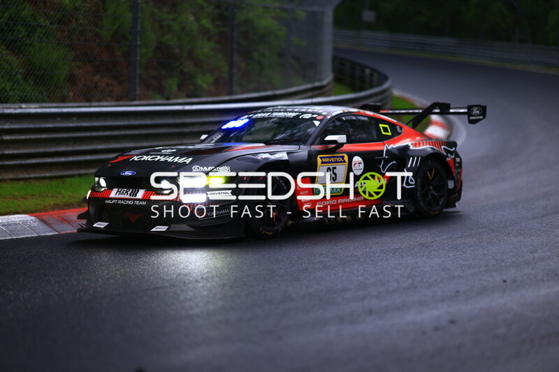 Ford Mustang GT3 #65 von HRT Ford Racing auf der Nordschleife