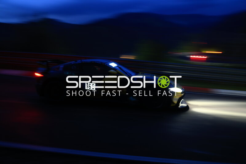 Doerr Motorsport #169 bei Nachtfahrt auf der Nordschleife