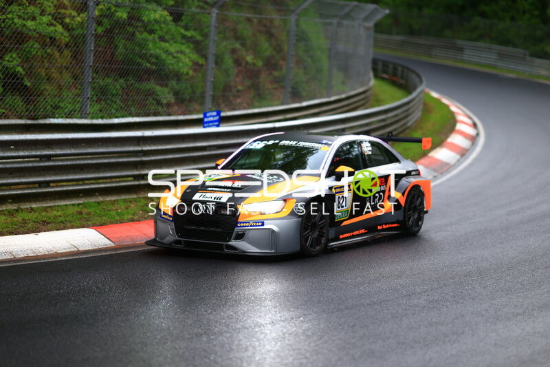 Audi RS3 LMS #821 von sharky-racing.com auf der Nordschleife