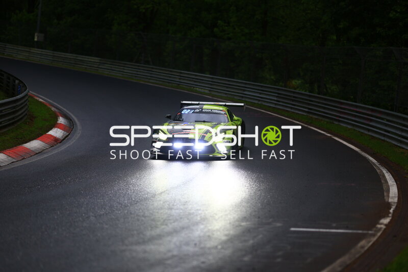Mercedes-AMG GT3 #80 von Mercedes-AMG Team RAVENOL auf der Nordschleife