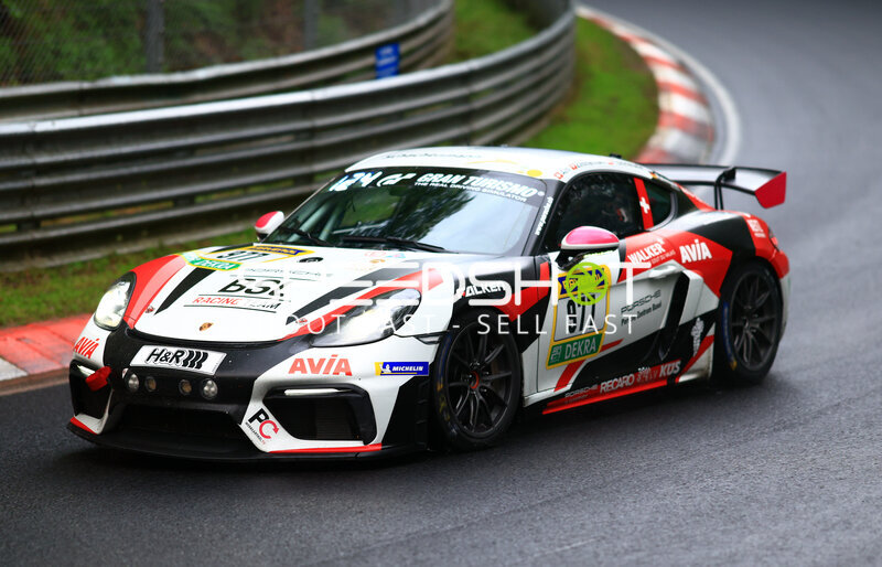 Porsche 718 Cayman GT4 RS #977 von BSL Racing Team auf der Nordschleife