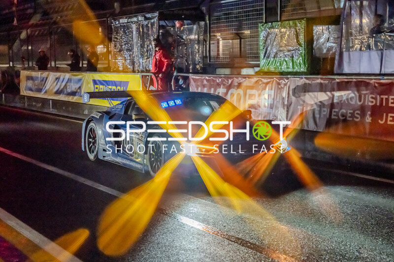 Scherer Sport PHX #16 bei Nacht in der Boxengasse am Nürburgring