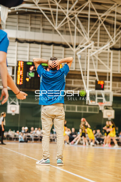 Basketball-Szene in der Sömmeringhalle