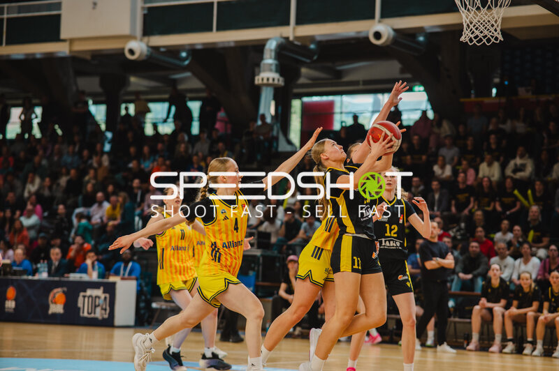 Basketball Korbleger in der Sömmeringhalle