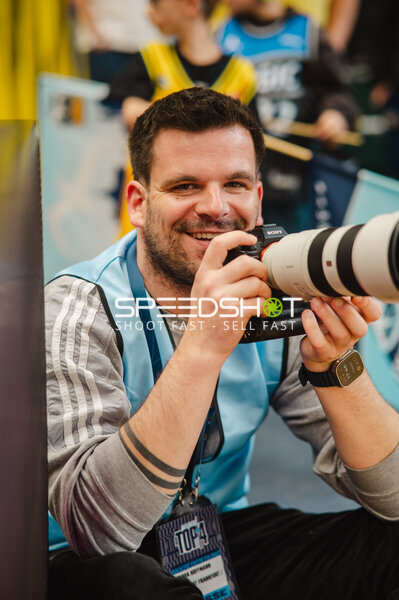 Fotograf bei Basketball-Event