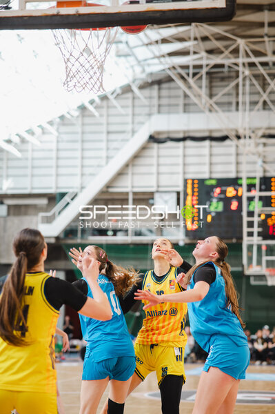 Basketball-Szene in der Sömmeringhalle