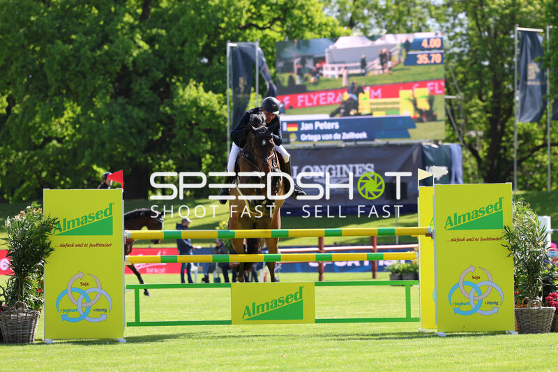 Springreiten im Derbypark Klein Flottbek, Jan Peters