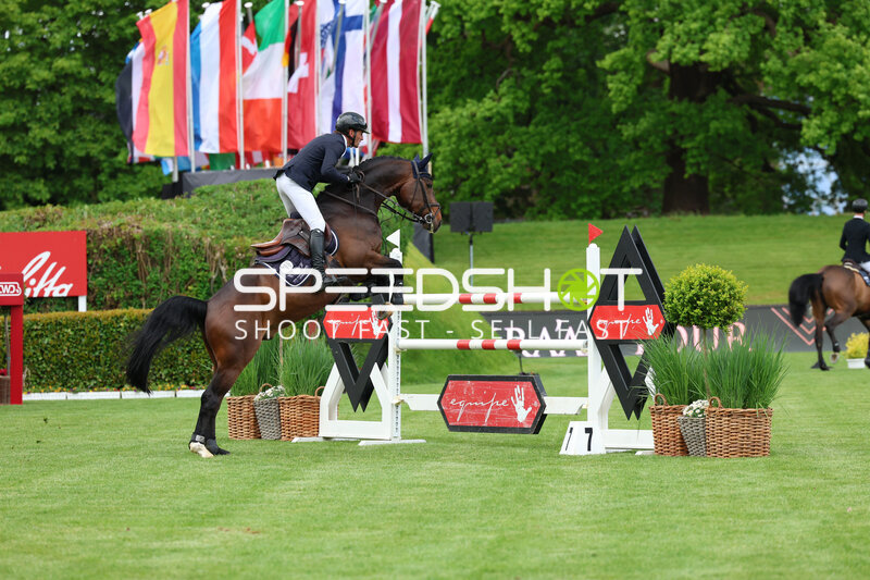 Jens Wawrauschek beim Al Shira'aa Deutsches Spring- und Dressur-Derby in Hamburg