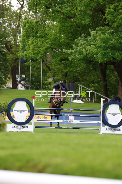 Springreiten im Derbypark Klein Flottbek