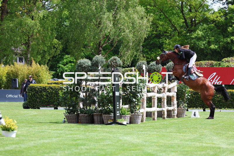 Springreiten im Derbypark Klein Flottbek