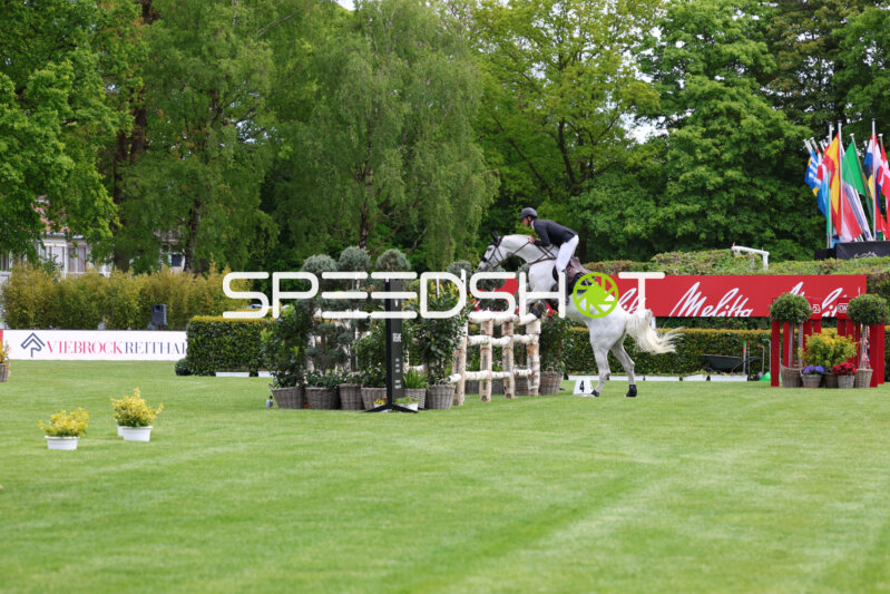 Springreiten im Derbypark Klein Flottbek