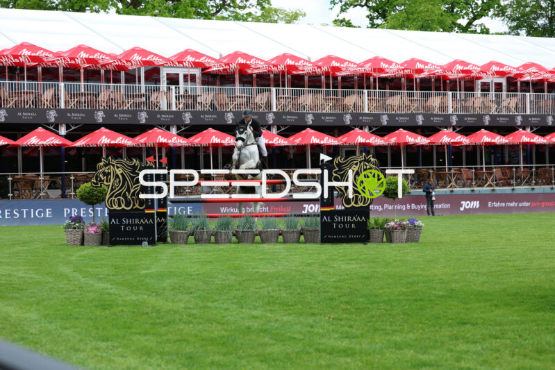 Springreiter im Derbypark Klein Flottbek