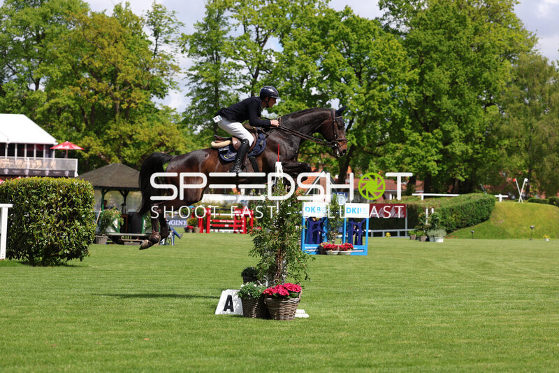 Springreiten im Derbypark Klein Flottbek