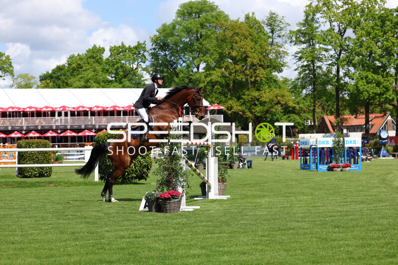 Springreiten im Derbypark Klein Flottbek