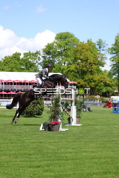 Springreiten im Derbypark Klein Flottbek