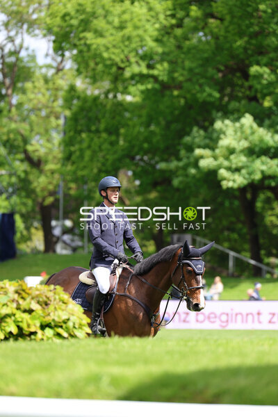 Reiter im Derbypark Klein Flottbek
